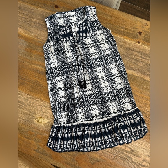 Beach Lunch Lounge Dress - Picture 1 of 9